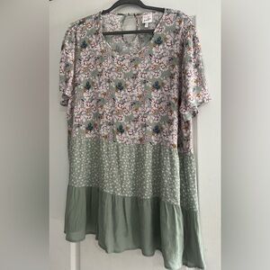 Floral tiered top